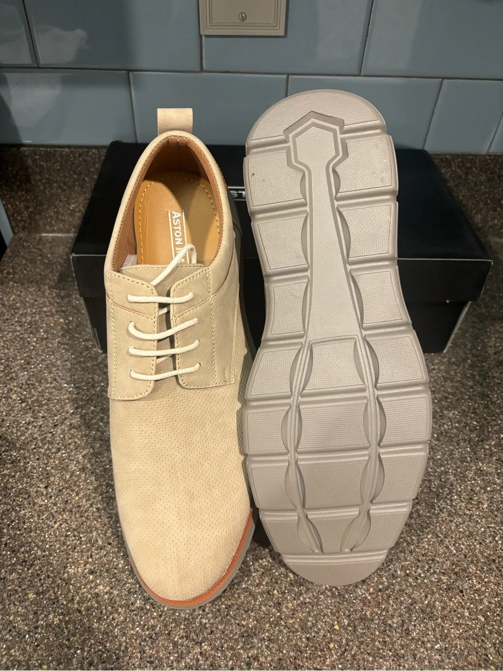 Men's Neutral Beige Derby Shoes with Lightweight Sole